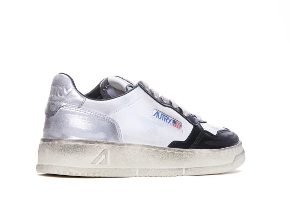Sneakers White
