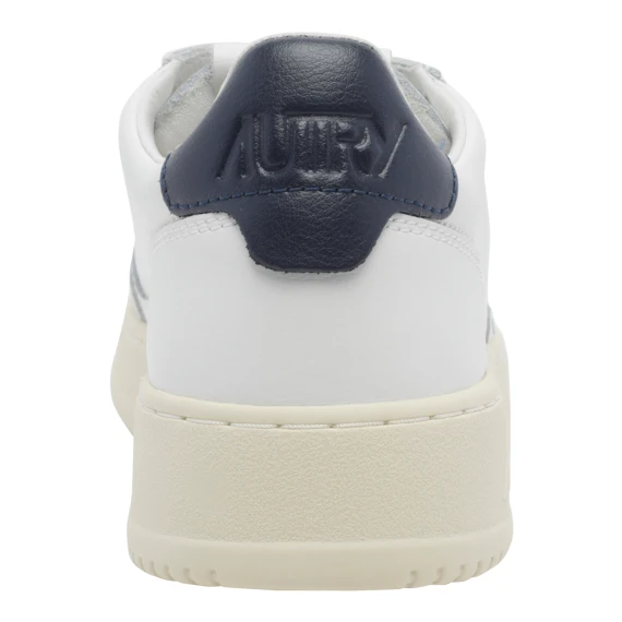 Sneakers White