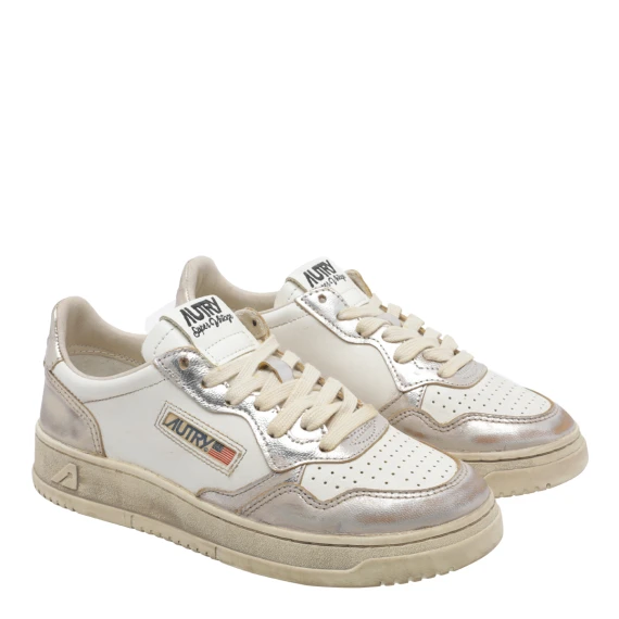 Sneakers White