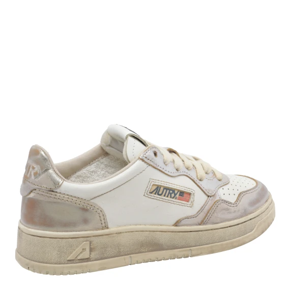 Sneakers White