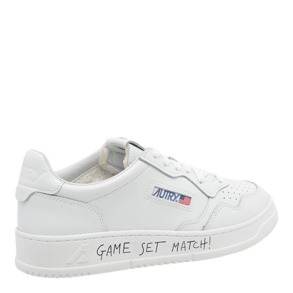 Sneakers White