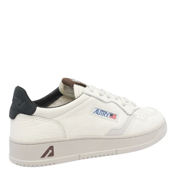 Sneakers White