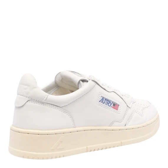 Sneakers White