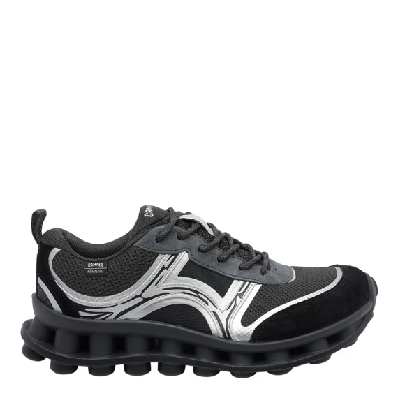 Sneakers nere