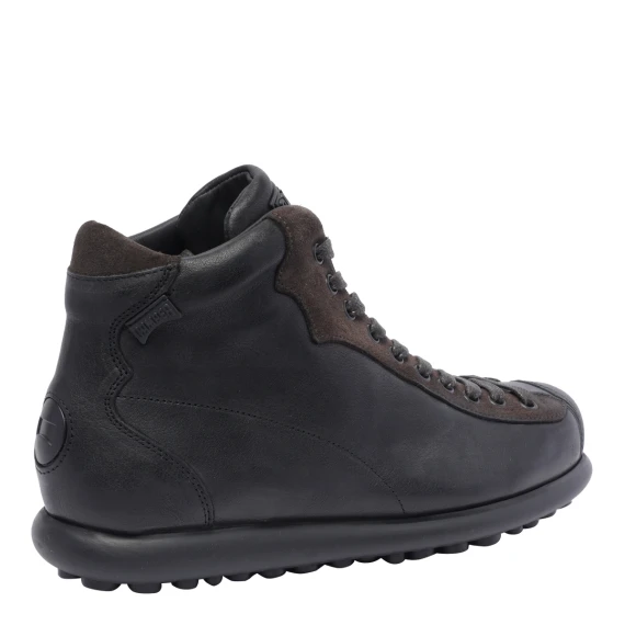 Pelotas 125 desert boots camper