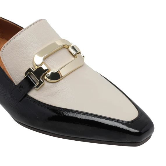 Flat shoes Black