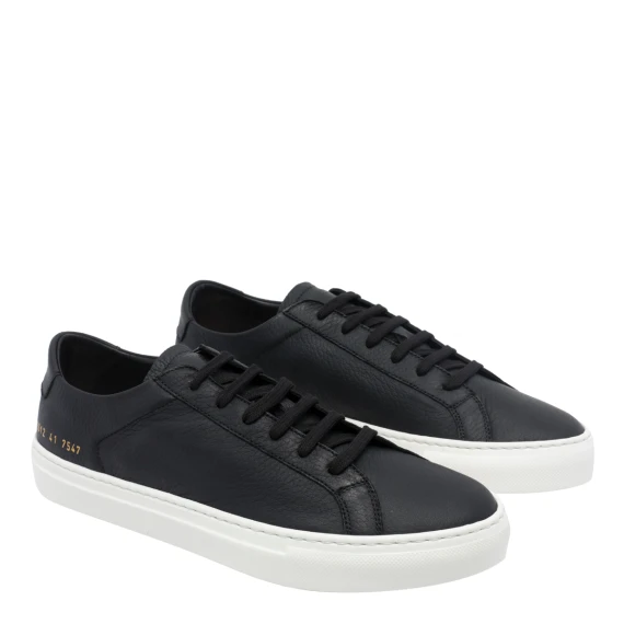 Sneakers nere
