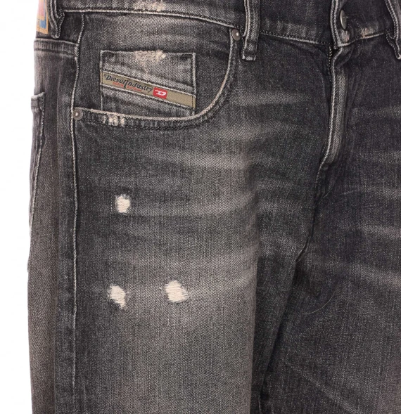 2019 D-STRUCK JEANS