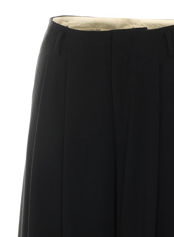 Pantaloni neri