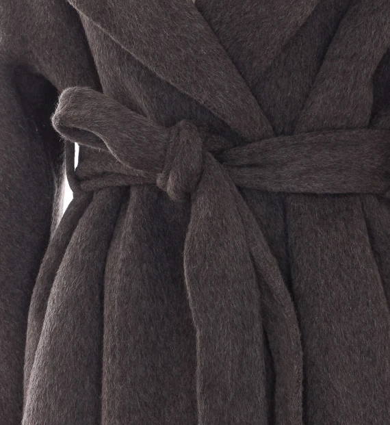 Coat Eleh