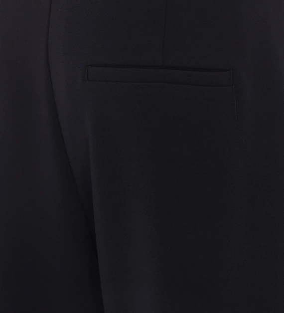 Black trousers with slightly flared leg Eleh