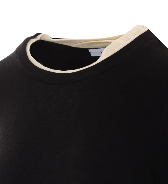 Black long-sleeved top Eleh