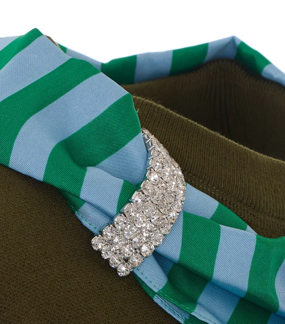 Kurtis khaki wool sweater with attached scarf essentiel antwerp