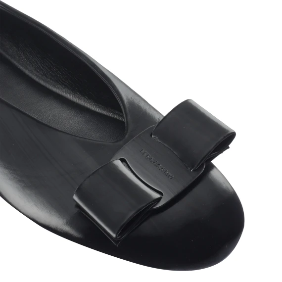 Ferragamo Scarpe basse Nero