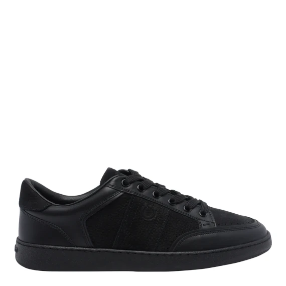 Sneakers nere