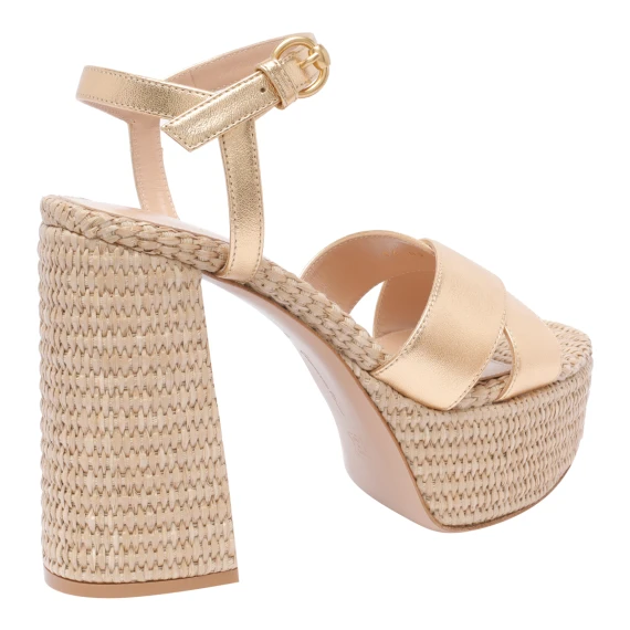 Gianvito Rossi Scarpe con Tacco Beige