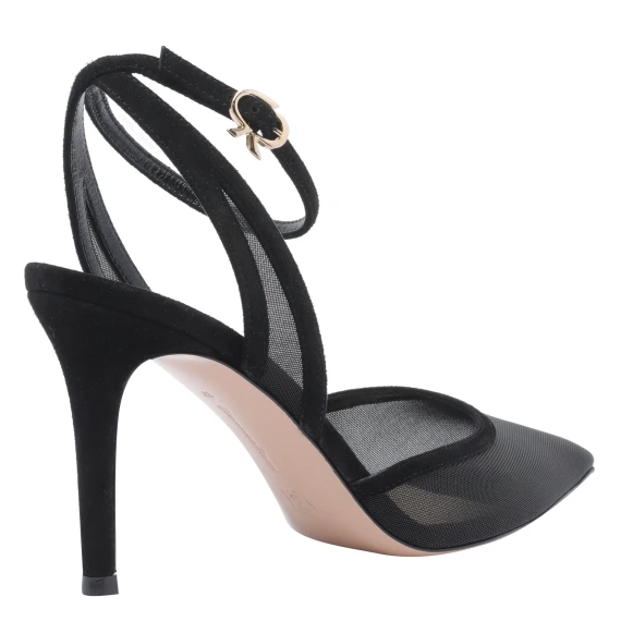 With Heel Black