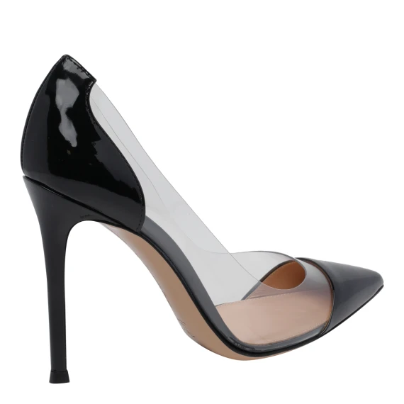 With Heel Black