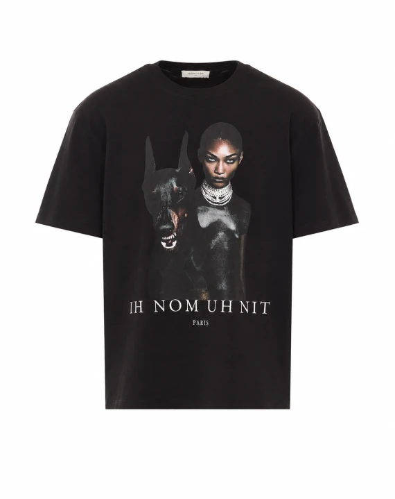 T-shirt nera con stampa frontale