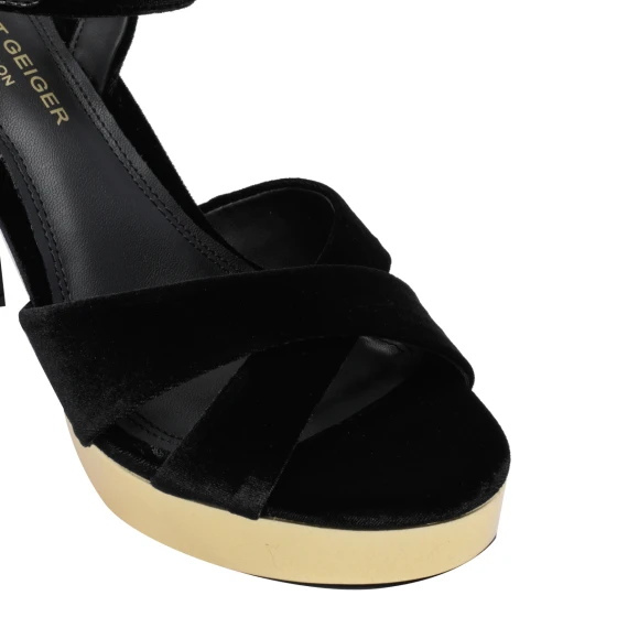 Black and gold high-heeled platform sandals KURT GEIGER