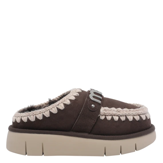 Sandali Brown