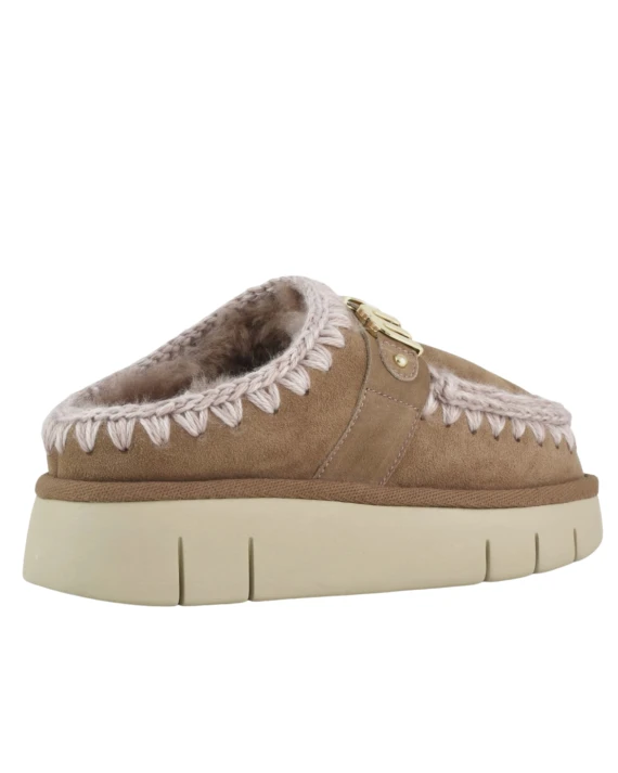 Closed mule clogs MOU