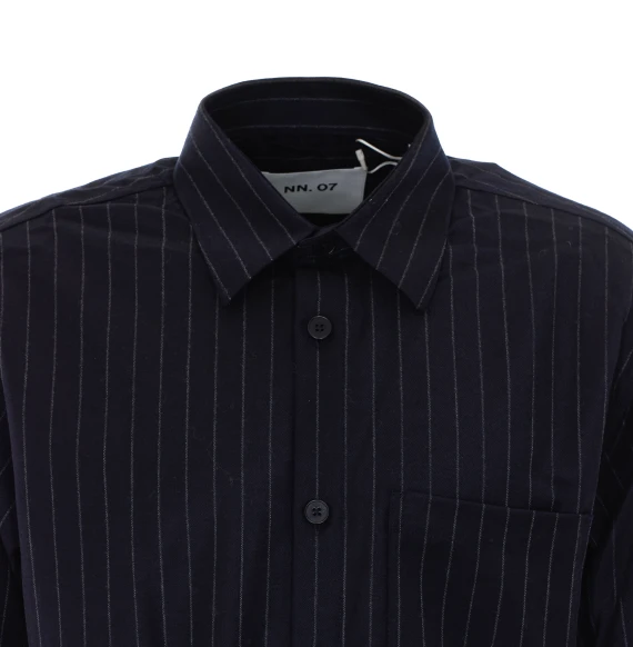 Dark blue long-sleeve shirt NN.07