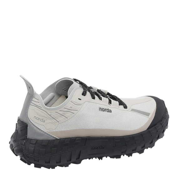 Sneakers grigie NORDA