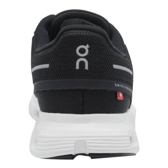 Sneakers nere