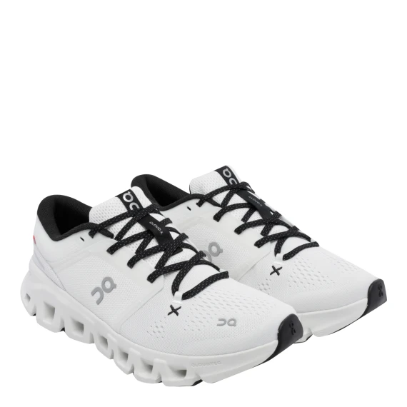 Sneakers Cloud X 5 on