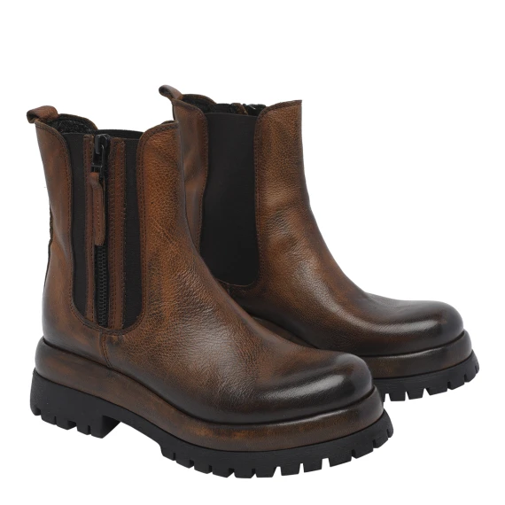 Pawelk's Boots Brown