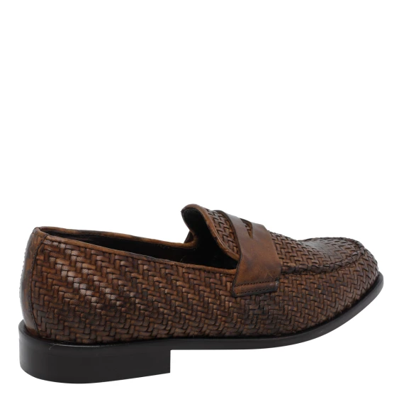 Flat shoes Brown