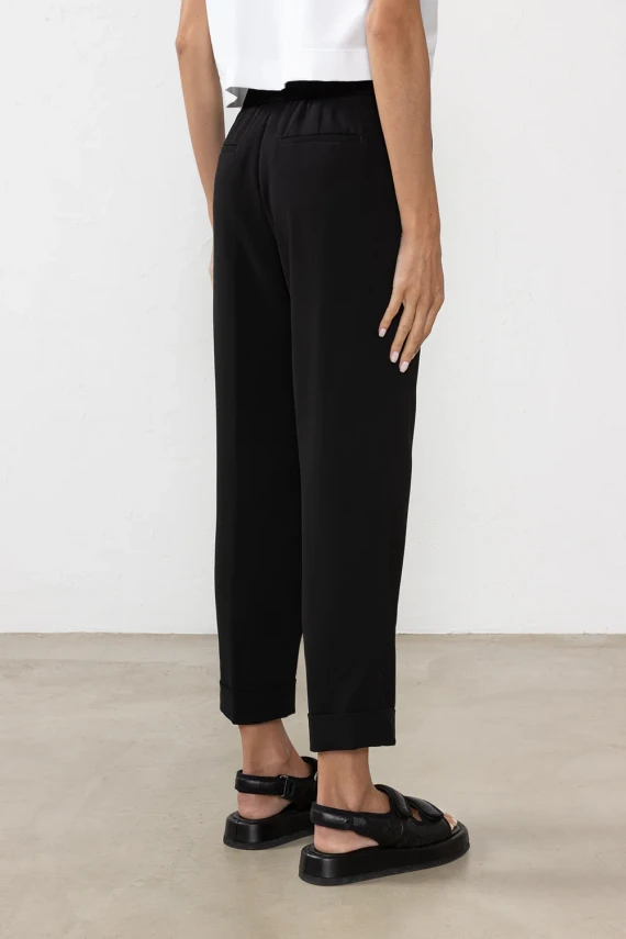 Pantalone in cady crepe tecnico