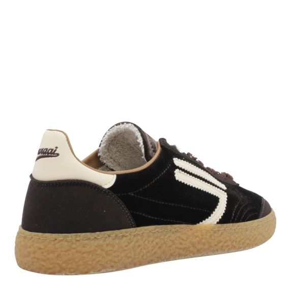Xs Sneakers