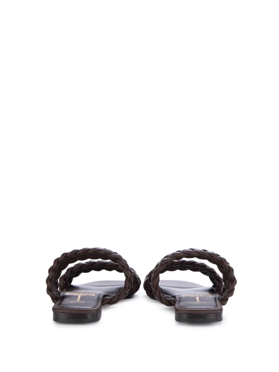 Brown braided leather slipper