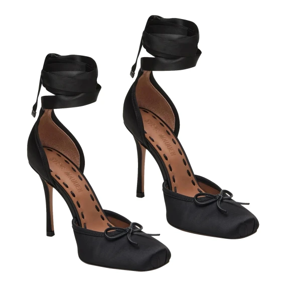 Black Larina Pumps
