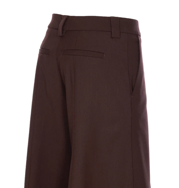 THE LATEST Trousers Brown