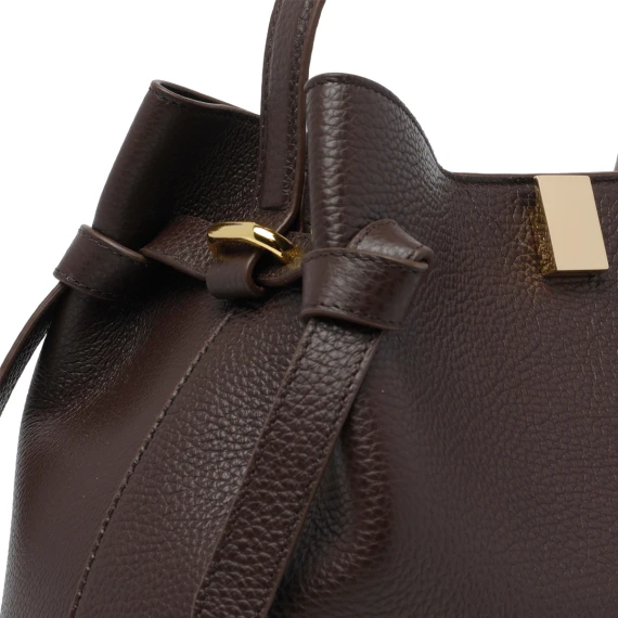 Yuzefi Borse... Marrone