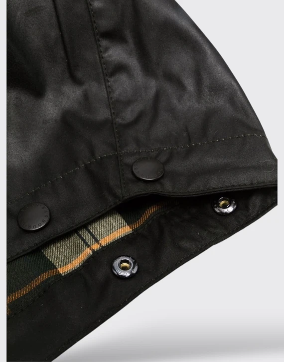 Waxed Thornproof cotton hood in sage green BARBOUR