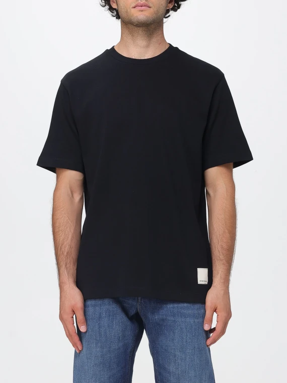 T-shirt nera in cotone