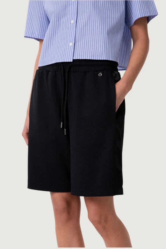 SHORT IN INTERLOCK