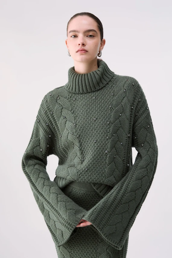 Maglia verde a collo alto