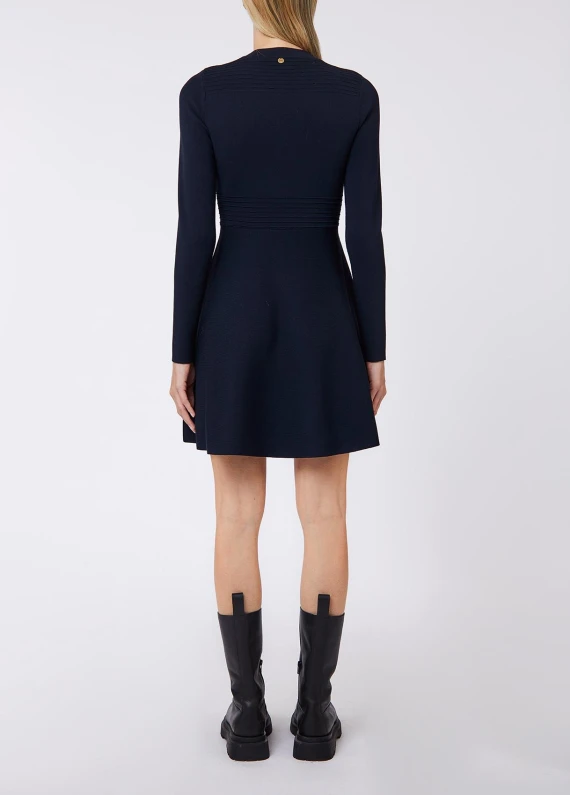 Abito in maglia blu scuro