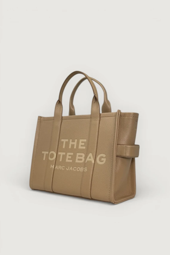 THE MEDIUM TOTE