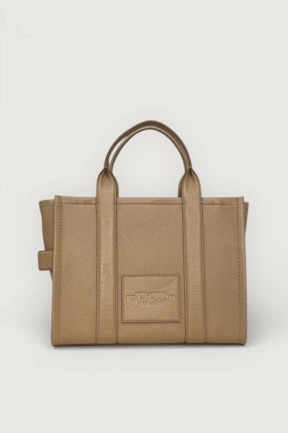 THE MEDIUM TOTE