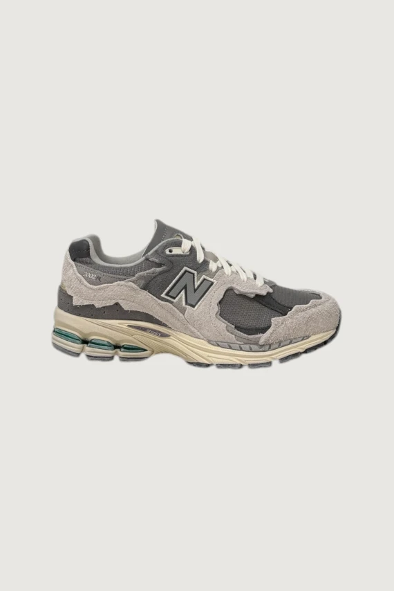 Sneaker lifestyle bassa 2002 grigia
