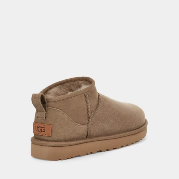 Stivaletto Ugg CLASSIC ULTRA MINI in camoscio color antilope