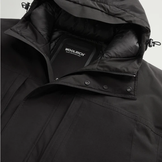 Parka Woolrich 0972 in tessuto gore-tex nero