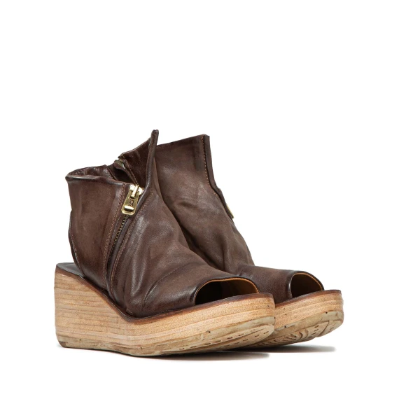 zeppe asimmetriche NOA in pelle marrone