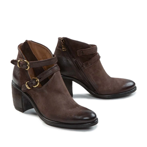 accollato RITHM con fibbie